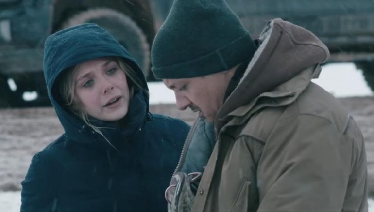 Elizabeth Olsen and Jeremy Renner in Wind River