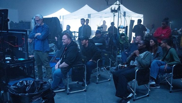 James Gunn and Chris Pratt at Superman set