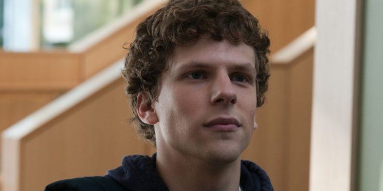 Jeremy Strong in Talks to Replace Jesse Eisenberg as Mark Zuckerberg in 'The Social Network' sequel