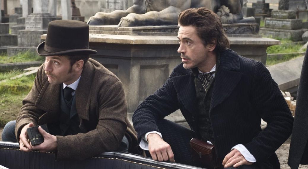 Jude Law and Robert Downey Jr. in Sherlock Holmes
