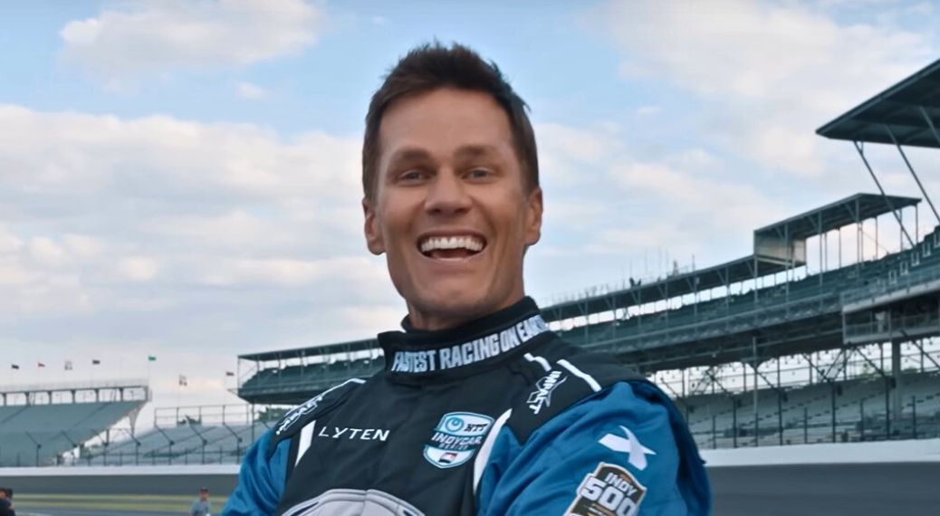 Insiders claim Tom Brady isn’t looking for a serious relationship and just wants to enjoy his summer.