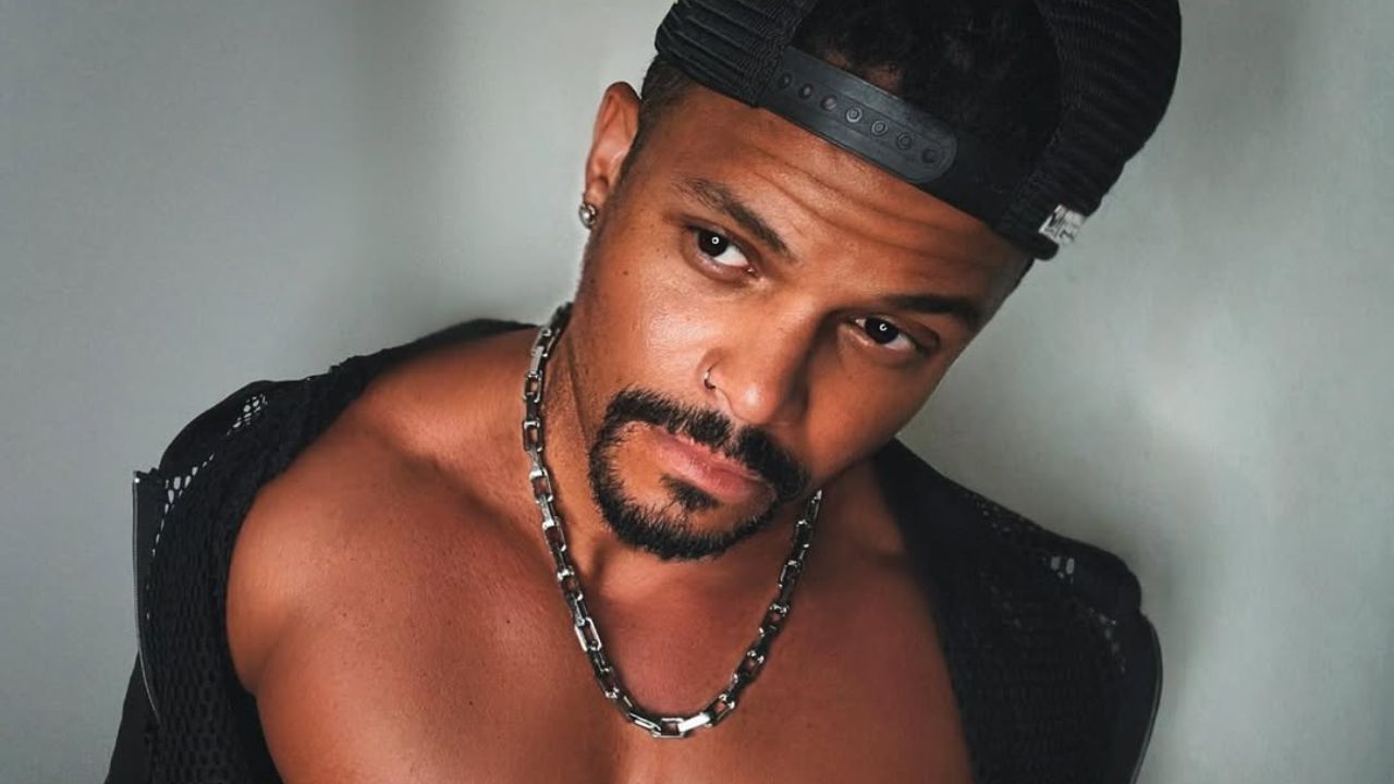 Beau DeMayo
