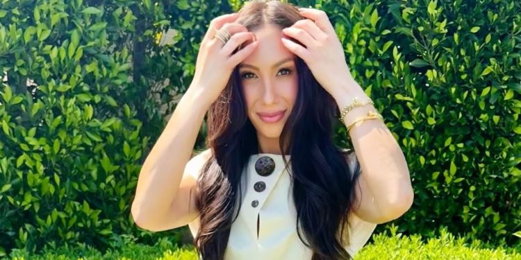 Cheryl Burke candidly addressed rumors about her appearance