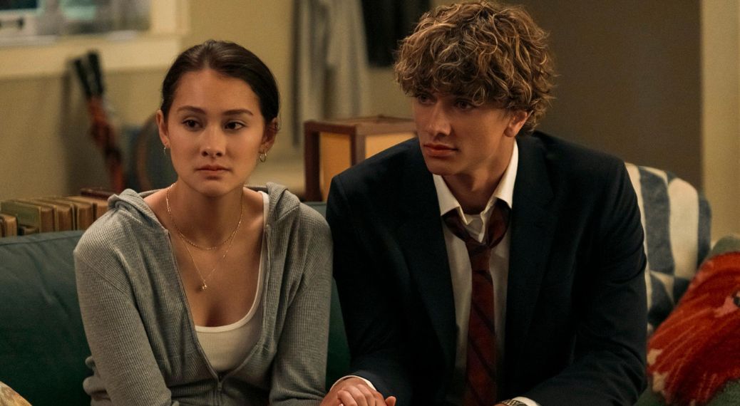 Lola Tung and Gavin Casalegno in The Summer I Turned Pretty