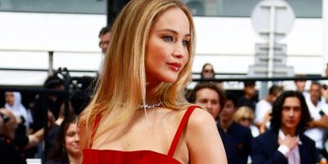 Jennifer Lawrence drops truth bomb on Trump criticism