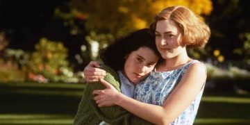 Kate Winslet Opens Up About Teen Years, Reveals First Intimate Experiences Were With Women