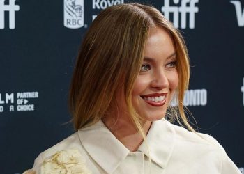 Sydney Sweeney Gundam