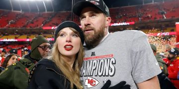 Taylor Swift with Travis Kelce