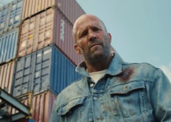 Jason Statham in Mutiny