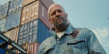 Jason Statham in Mutiny
